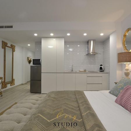 Cozy Studio Alicante Extérieur photo
